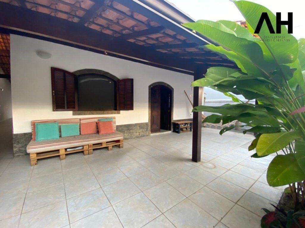 Imagem Casa com 3 Quartos à Venda, 360 m²em Piratininga - Niterói