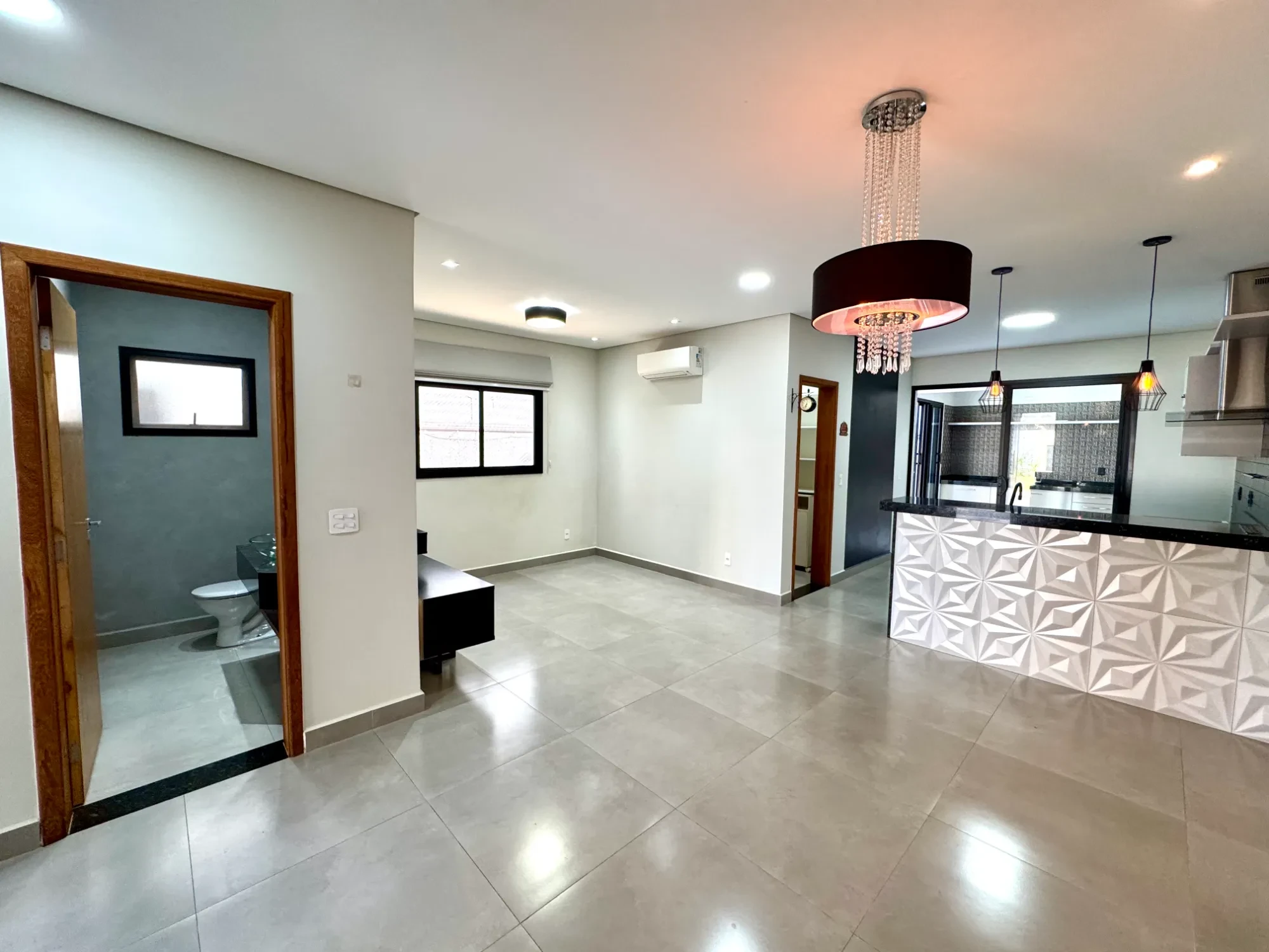 Casa de Condomínio com 3 Quartos à Venda ou Locação, 150 m² em Cajuru do Sul - Sorocaba