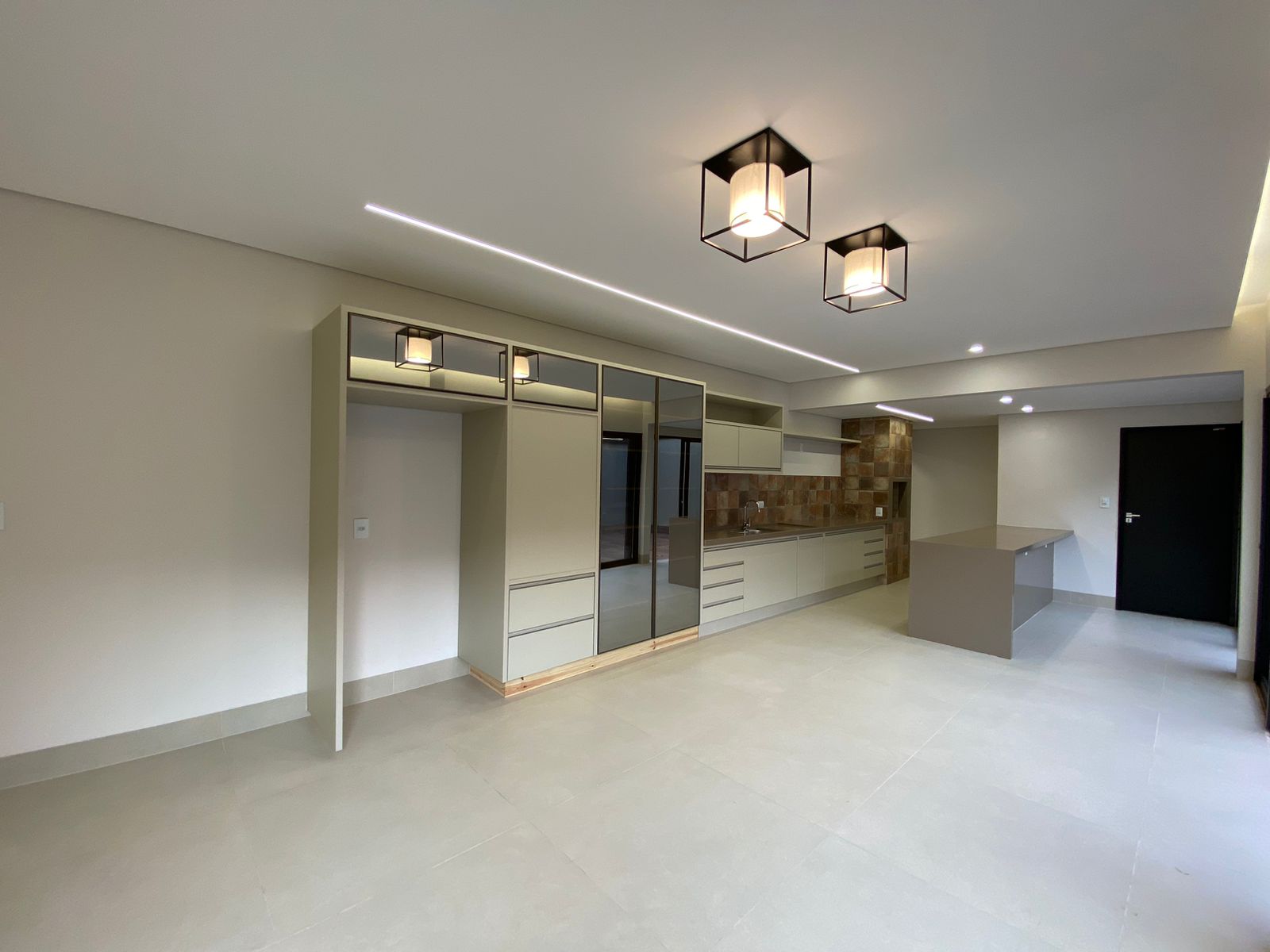 Imagem Casa com 3 Quartos à Venda, 240 m²em Setor Morada do Sol - Rio Verde