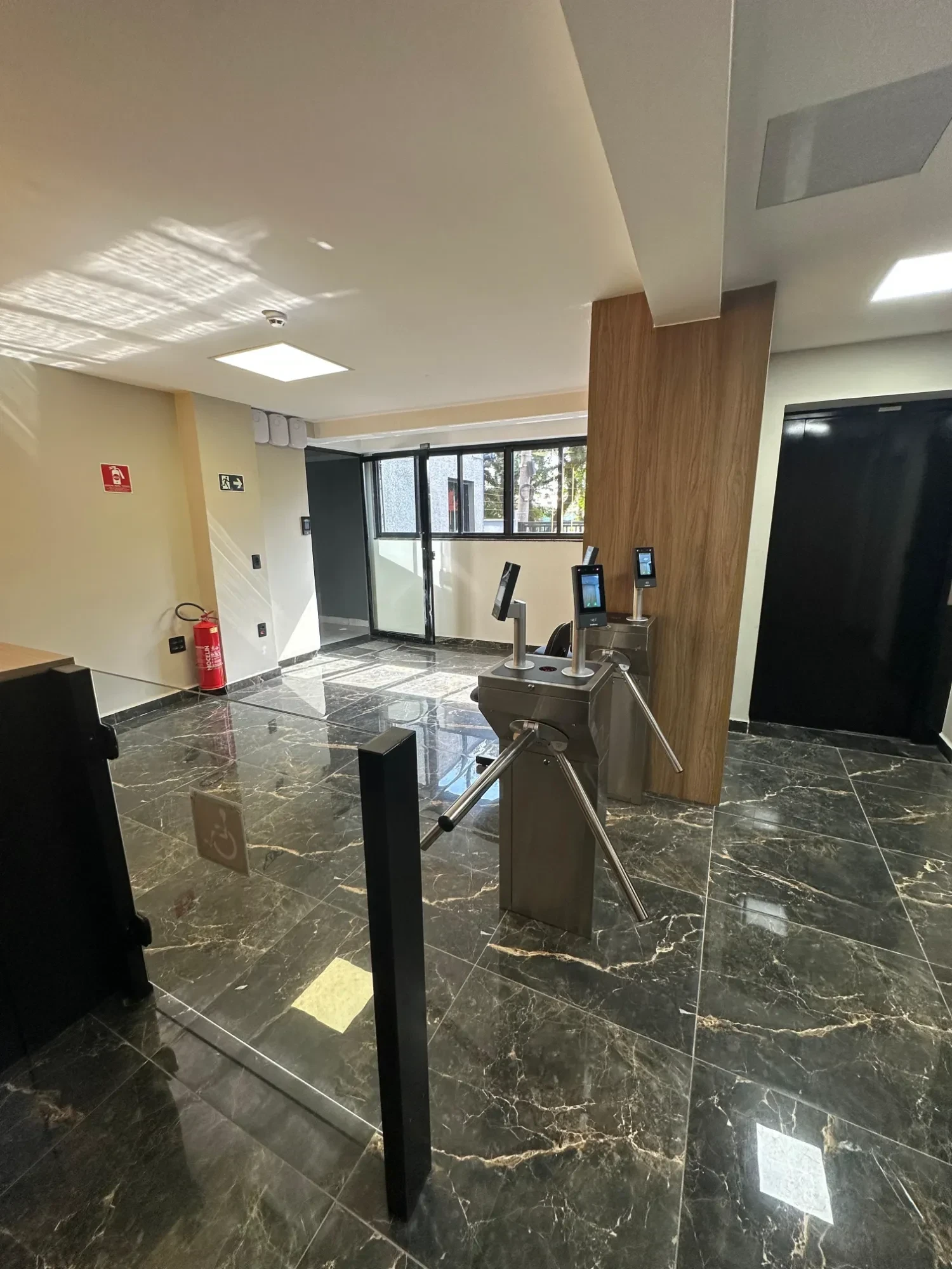 Imagem Sala Comercial para Alugar, 31 m² em Parque Jaçatuba - Santo André