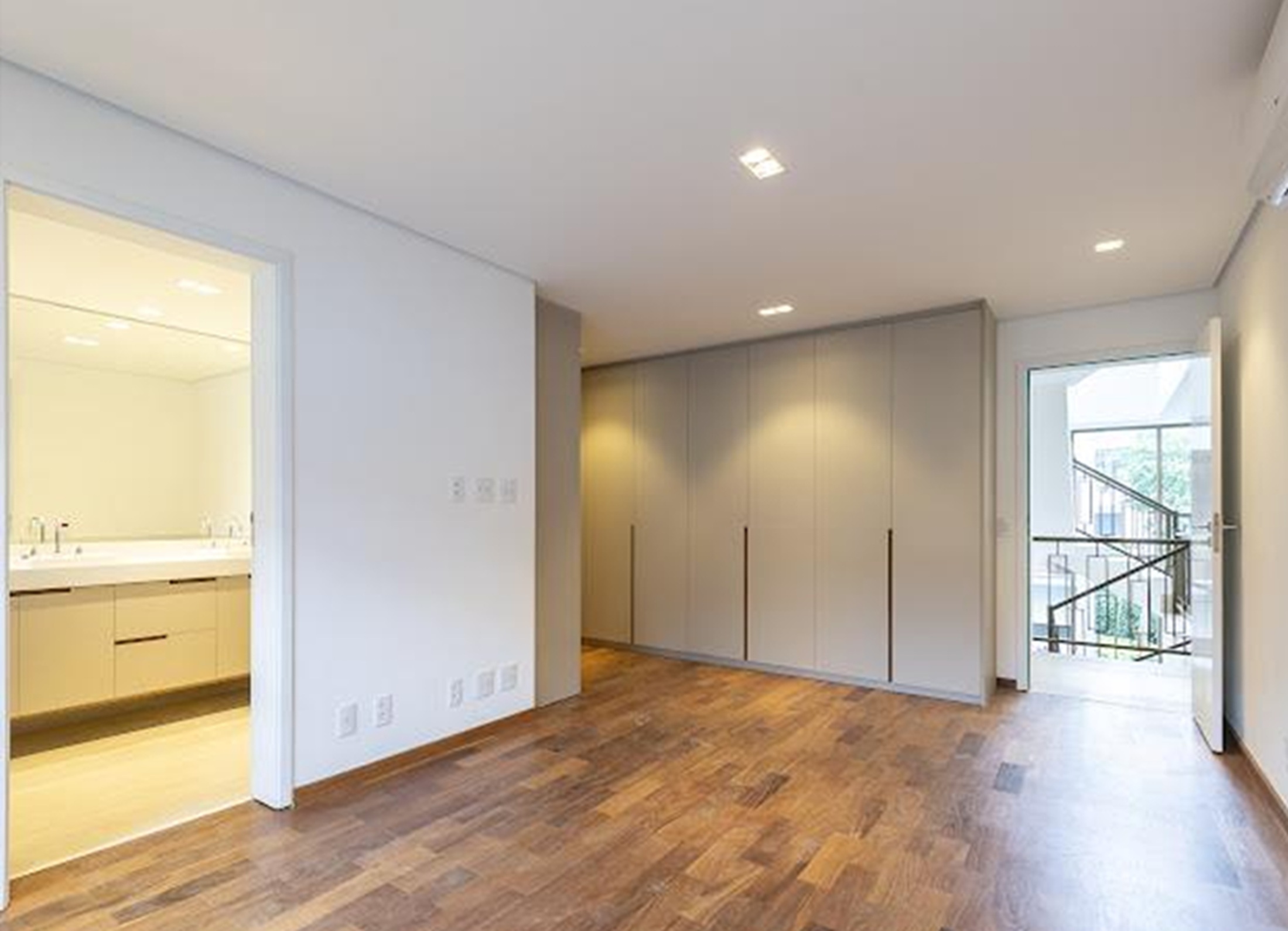 Imagem Casa de Condomínio com 4 Quartos à Venda, 689 m² em Jardim dos Estados - São Paulo