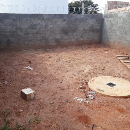 Imagem Casa com 2 Quartos à Venda, 78 m² em Villa Deifiore - Aparecida de Goiânia