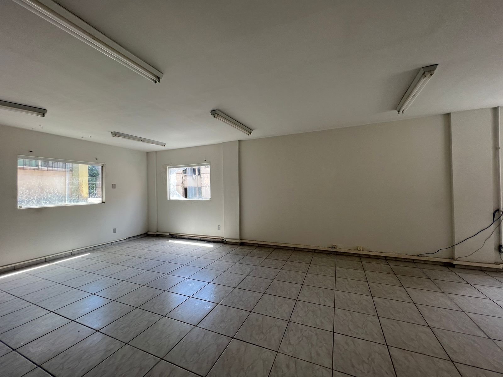 Imagem Imóvel Comercial à Venda, 378 m²em São Brás - Belém