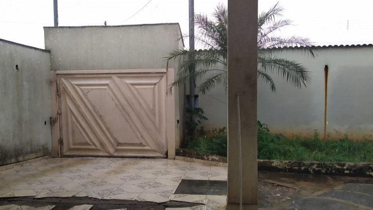 Imagem Sobrado com 4 Quartos à Venda,  em Jardim Ipiranga - Aparecida de Goiânia