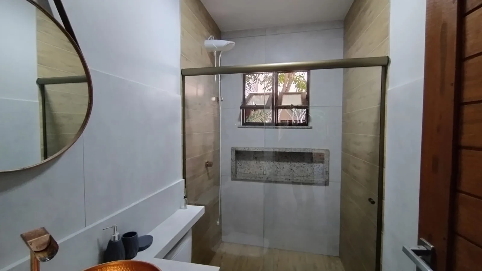 Imagem Casa em Condomínio à venda em Praia do Forte - Açu da Torre - Condomínio fechado com piscina e academia