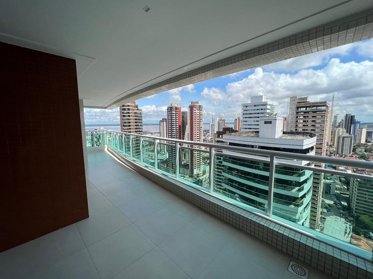 Imagem Apartamento com 3 Quartos à Venda, 114 m²em Umarizal - Belém