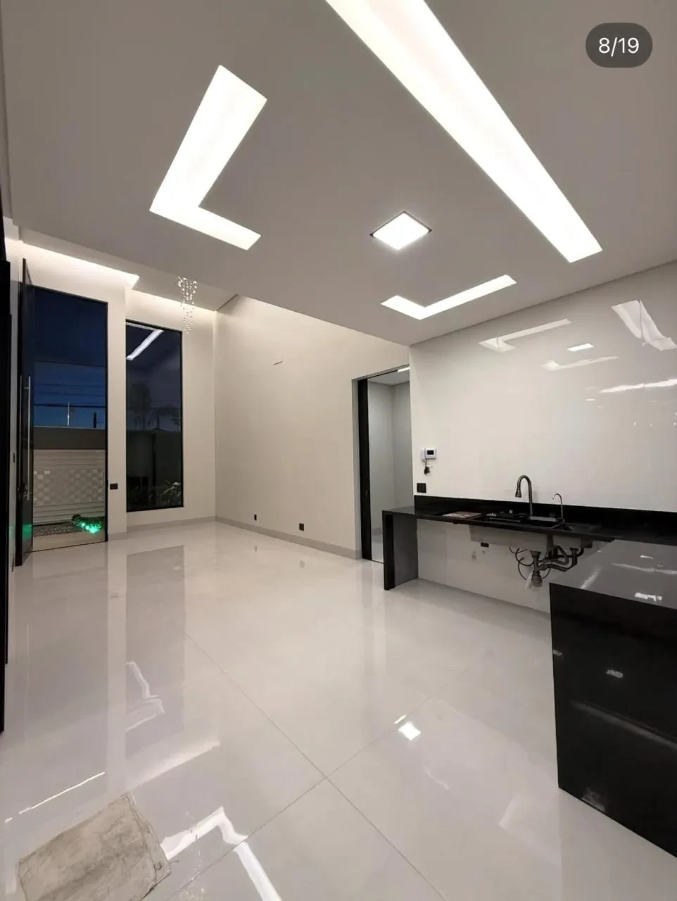Imagem Casa com 3 Quartos à Venda, 240 m² em Jardim Mont Serrat - Aparecida de Goiânia