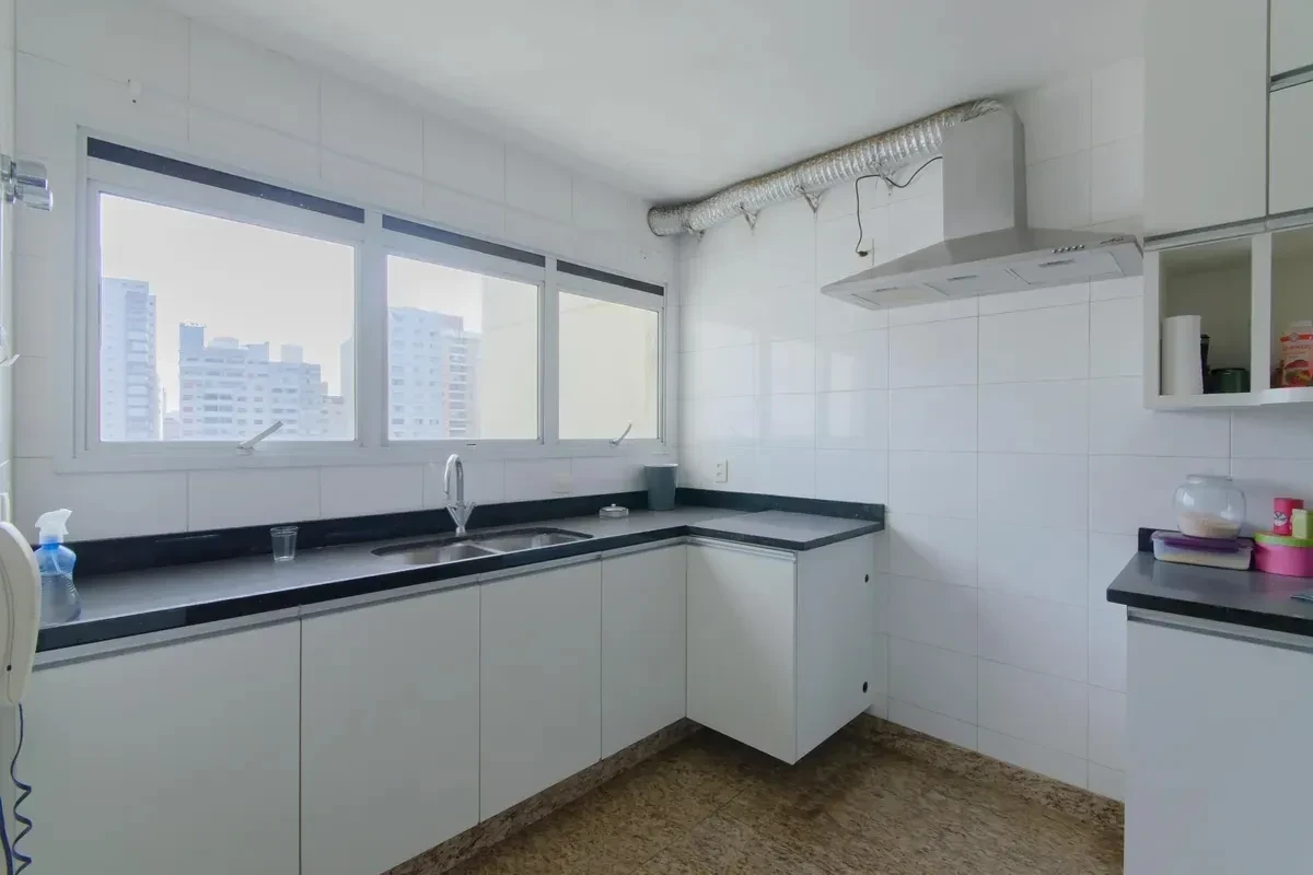 Imagem Apartamento com 4 Quartos à Venda, 230 metros em Aclimação - São Paulo