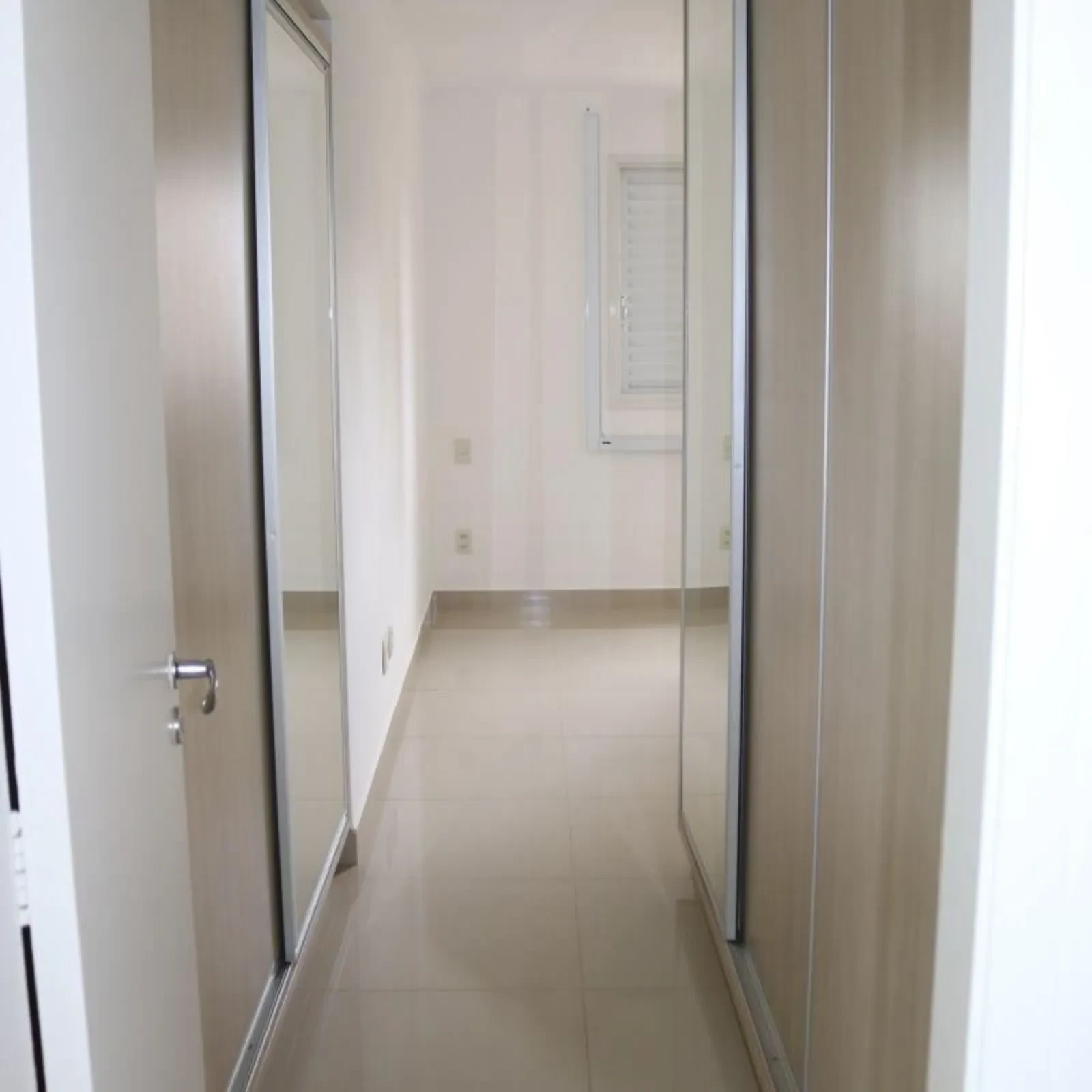 Imagem Apartamento com 3 Quartos à Venda, 129 m² em Setor Marista - Goiânia