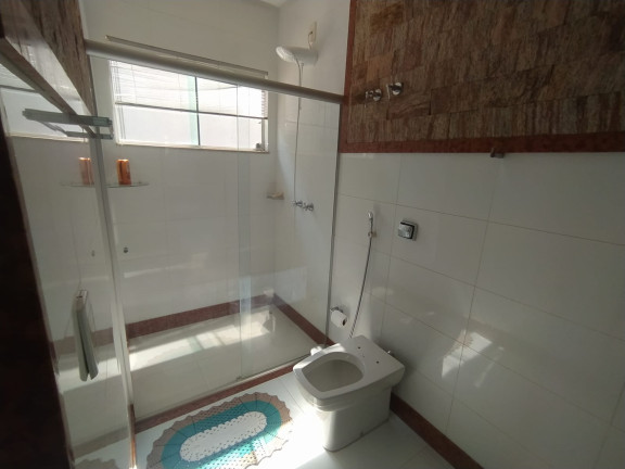 Imagem Sobrado com 5 Quartos à Venda, 413 m² em Jardins Madri - Goiânia