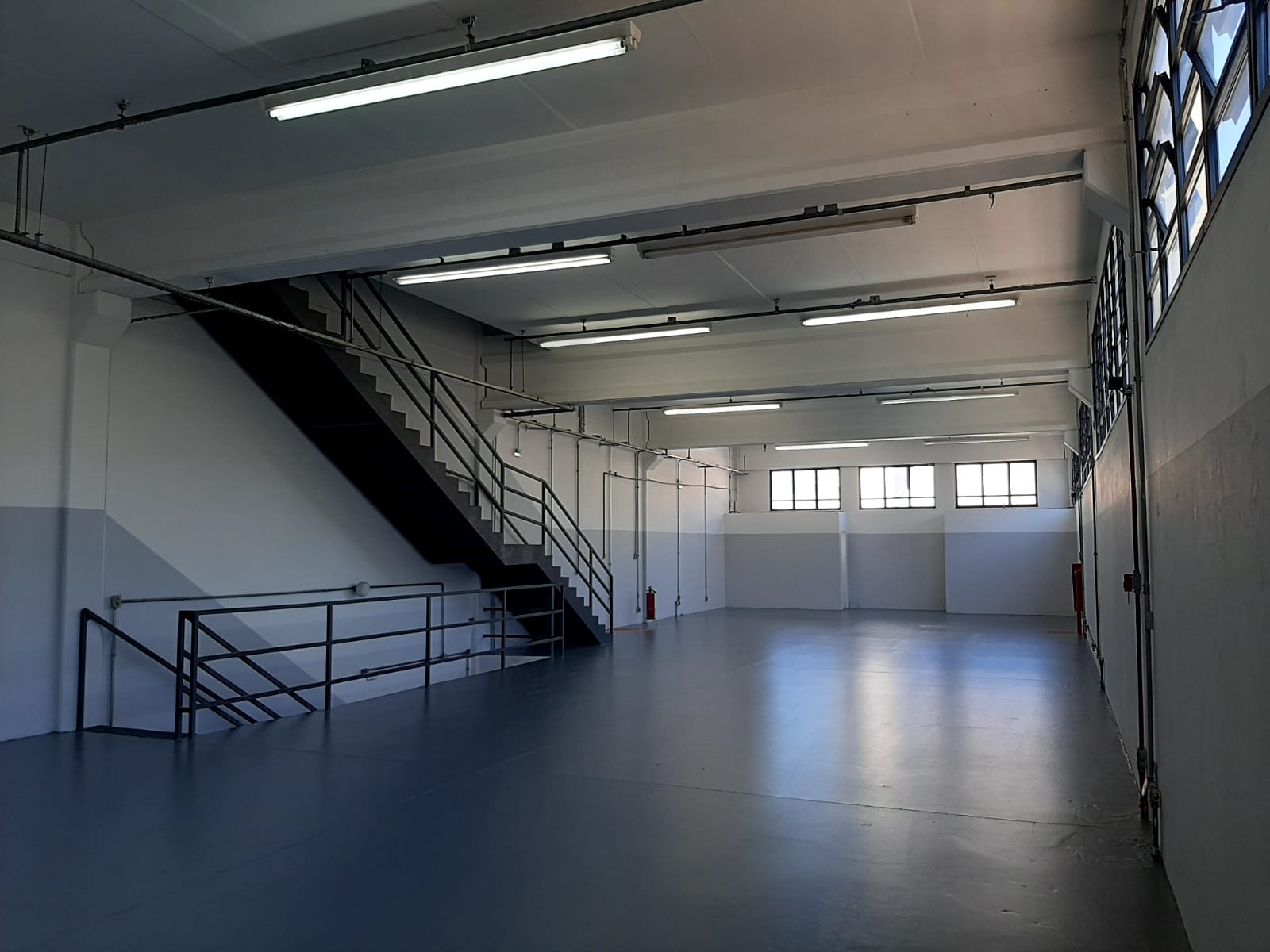 Imagem Galpão para Alugar, 903 m²em Tamboré - Barueri