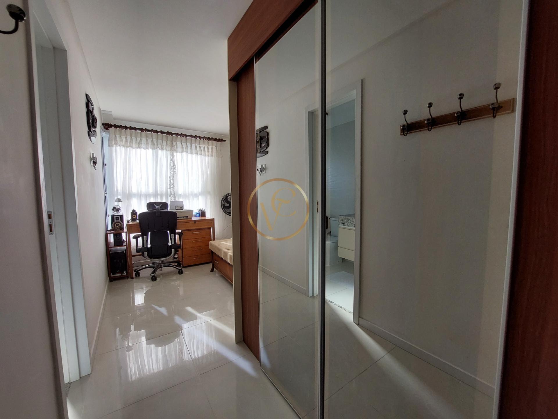 Imagem Casa de Condomínio com 3 Quartos à Venda, 210 m² em Serra Centro - Serra