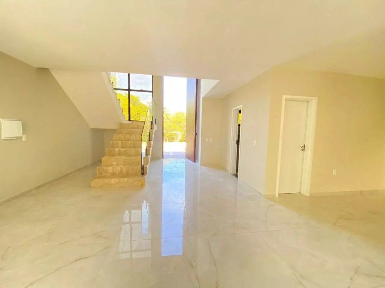 Chácara com 5 Quartos à Venda, 411 m²em Eusébio - Fortaleza