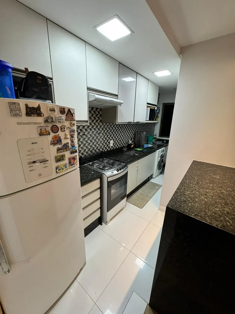 Imagem Apartamento com 2 Quartos à Venda, 58 m² em Espinheiro - Recife