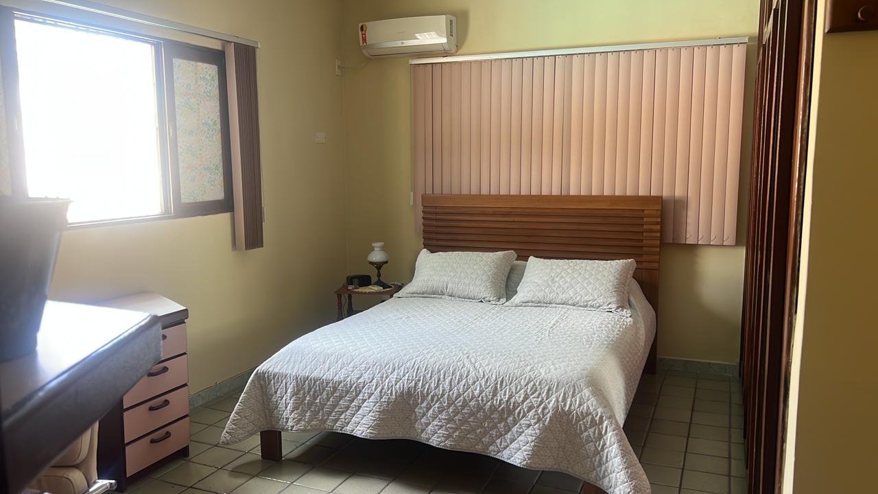 Foto do imóvel: Casa com 3 Quartos à Venda, 17.900 m² em Várzea - Recife