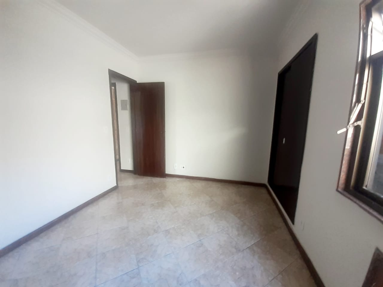 Imagem Apartamento com 2 Quartos à Venda, 60 m² em Taquara - Rio de Janeiro