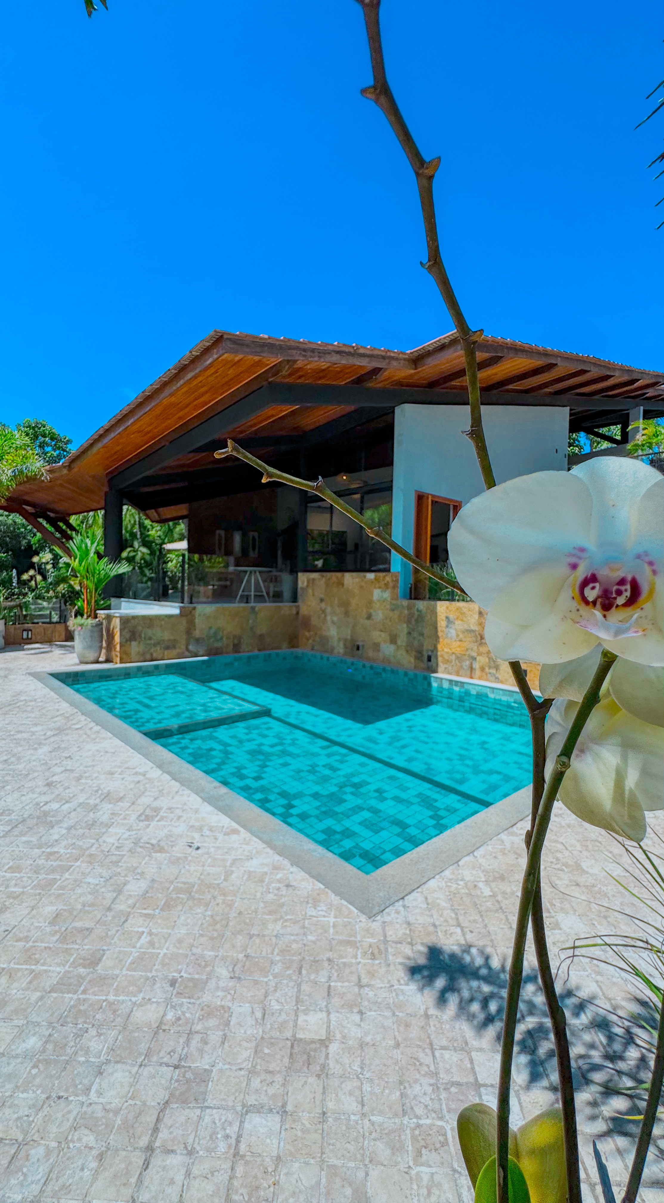 Casa de Condomínio com 7 Quartos à Venda, 660 m² em Portão - Lauro de Freitas