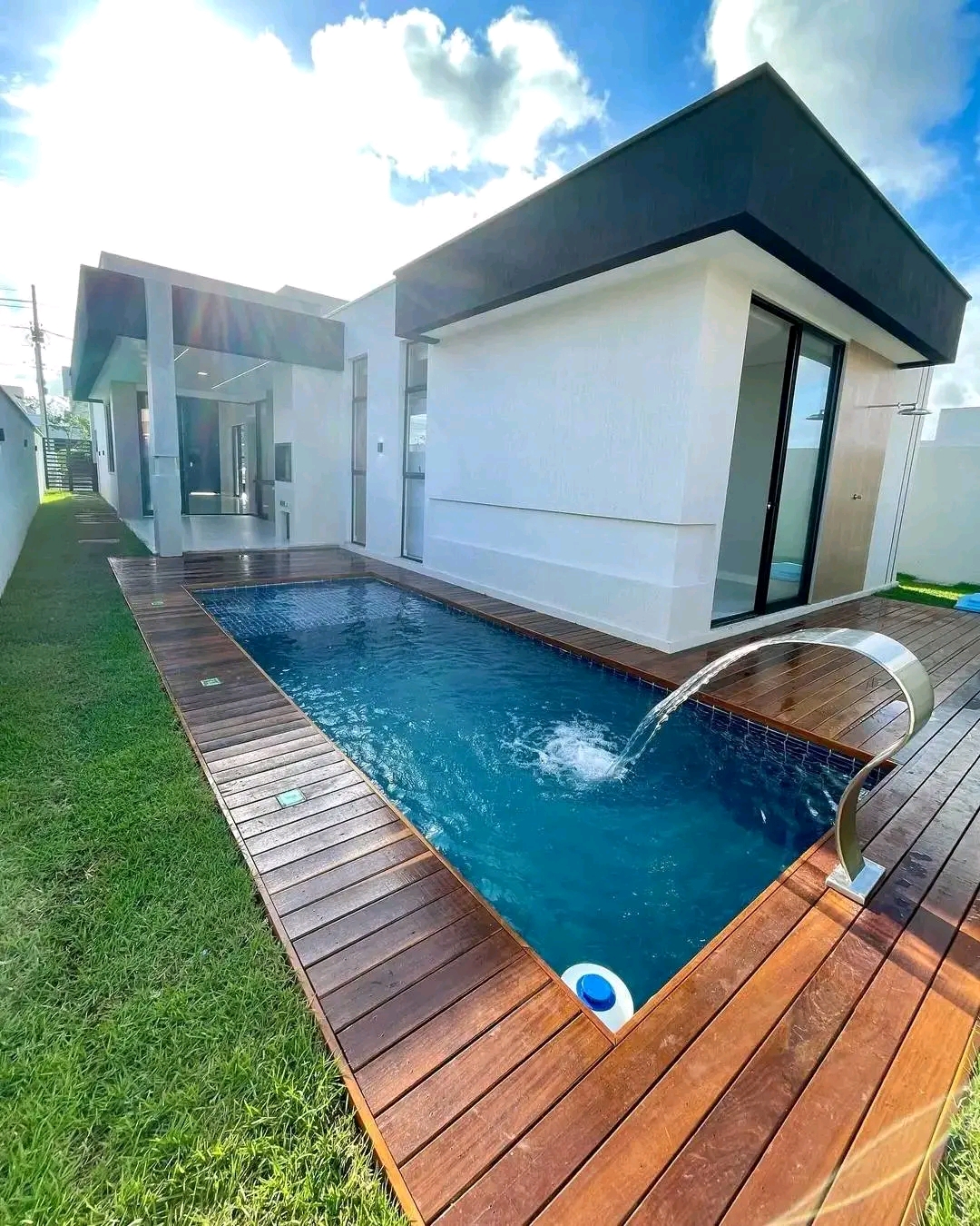 Imagem Casa de Condomínio com 3 Quartos à Venda, 169 m²em Cidade Alphaville  - Eusébio
