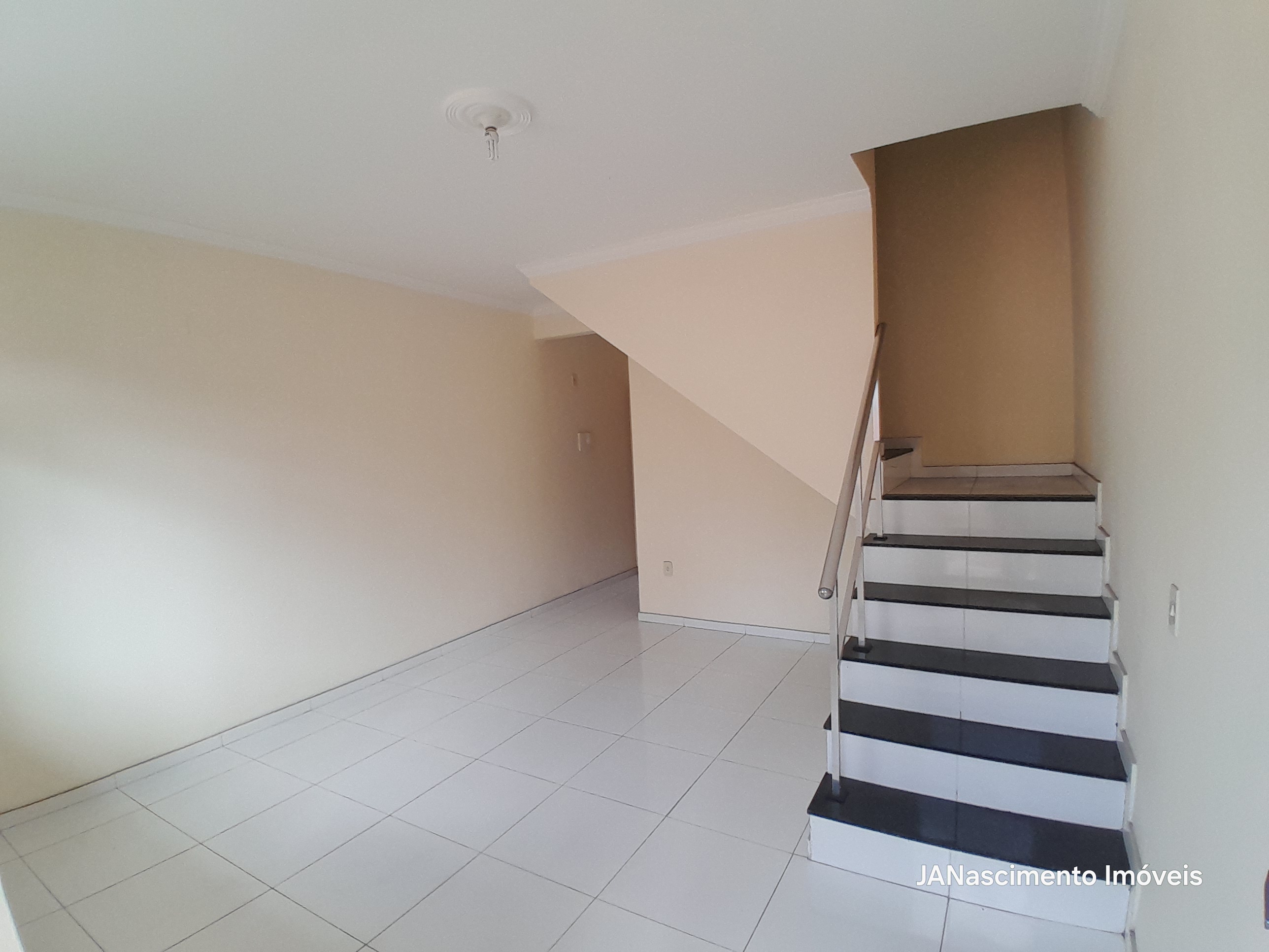 Foto do imóvel: Casa de Condomínio com 2 Quartos à Venda, 87 m² em Bangu - Rio de Janeiro