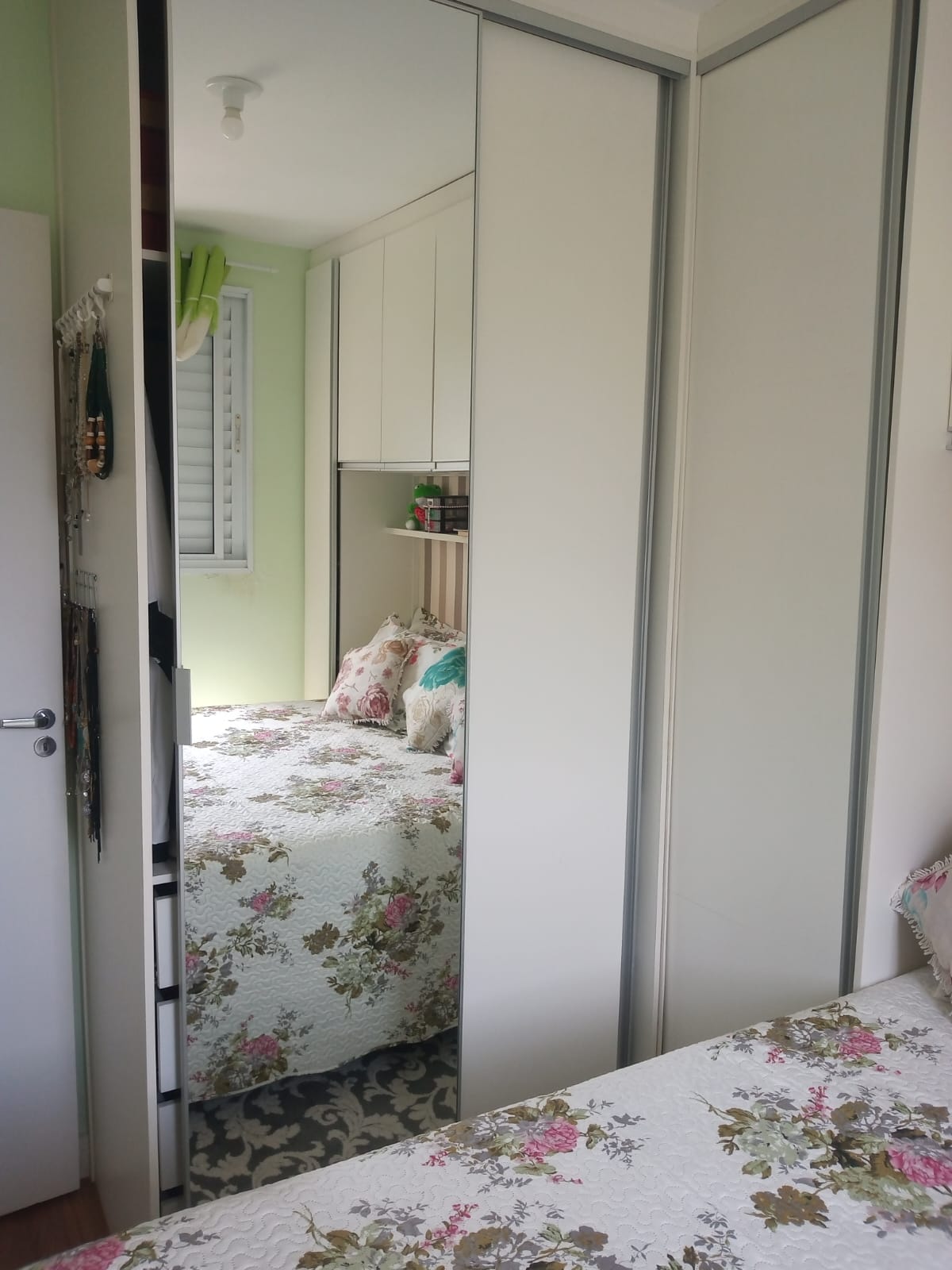 Imagem Apartamento com 2 Quartos à Venda, 49 m²em Vila Cosmopolita - São Paulo