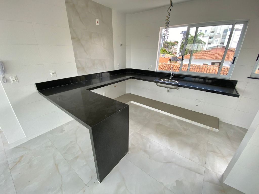 Imagem Apartamento com 4 Quartos à Venda, 138 m² em Jaraguá - Belo Horizonte