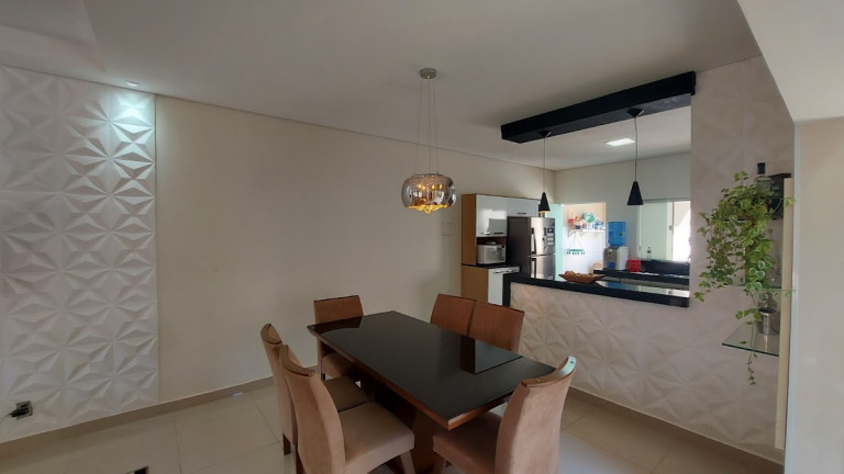 Casa com 2 Quartos à Venda, 200 m² em Jardim dos Lagos - Nova Odessa