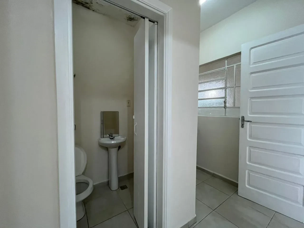 Foto do imóvel: Imóvel Comercial para Alugar, 100 m² em Vila Mathias - Santos