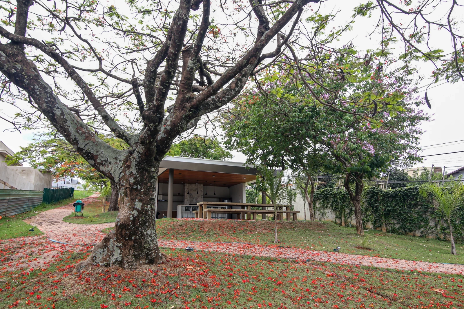 Foto do imóvel: Terreno em Condomínio à Venda, 360 m² em Jardim Villa Sapezal - Indaiatuba