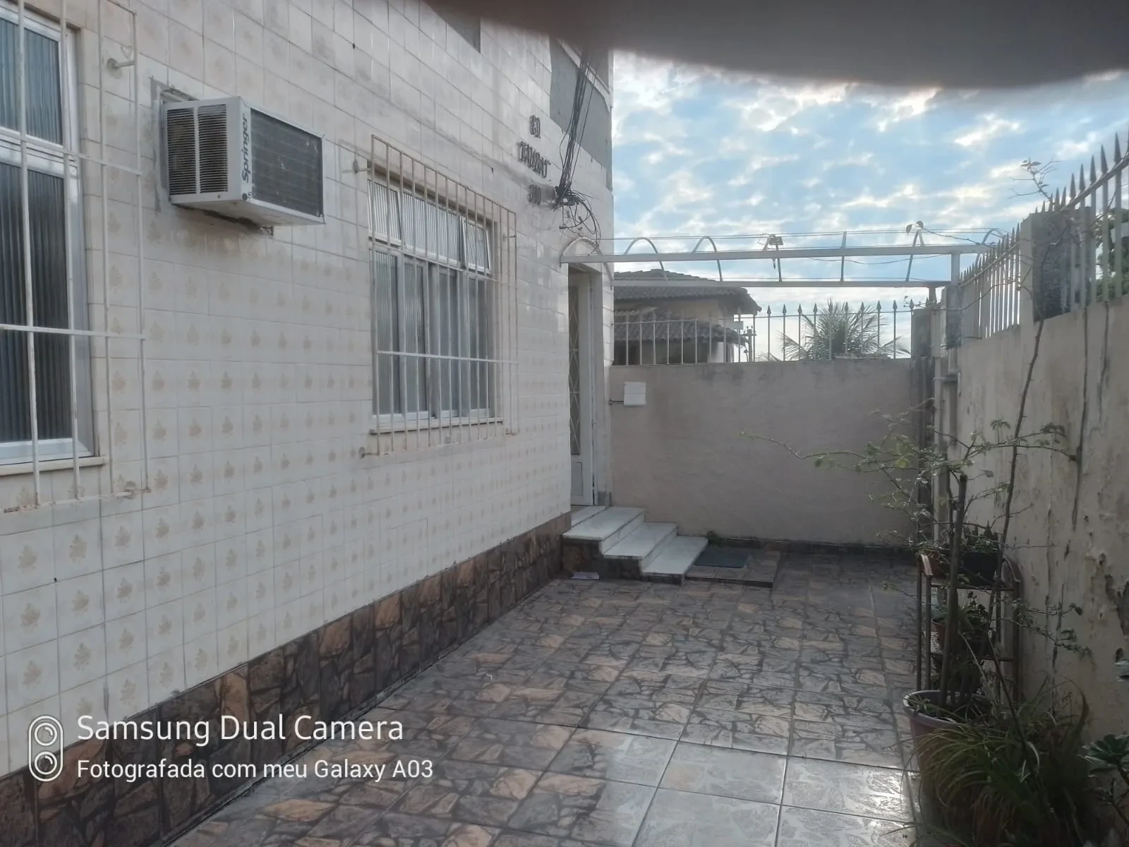 Imagem Apartamento com 2 Quartos à Venda, 70 m² em Trindade - São Gonçalo