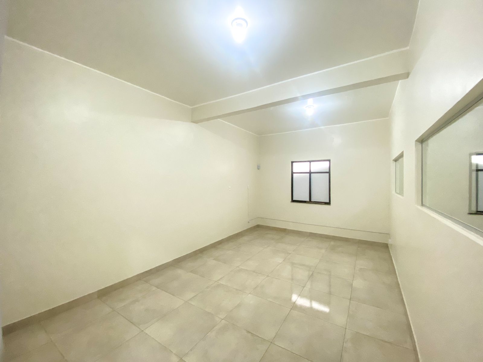 Imagem Ponto Comercial para Alugar, 252 m²em Castanheira - Belém
