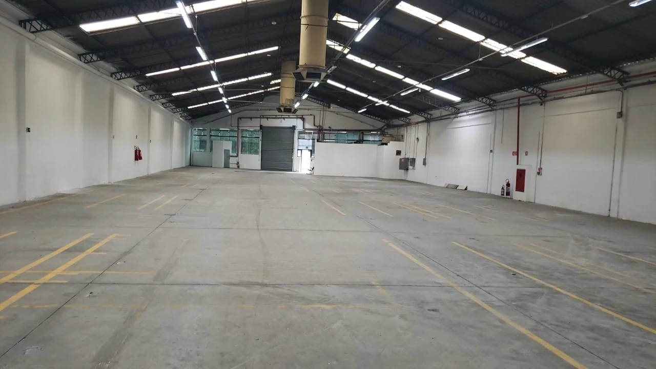 Foto do imóvel: Galpão para Alugar, 3.247 m² em Vila Ribeiro de Barros - São Paulo