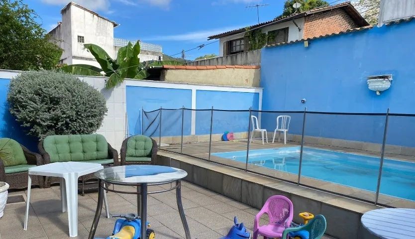 Imagem Casa com 4 Quartos à Venda, 207 m² em  - 