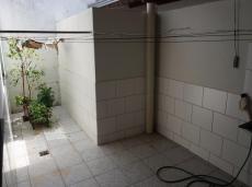 Imagem Casa com 2 Quartos à Venda, 240 m²em Segismundo Pereira - Uberlândia