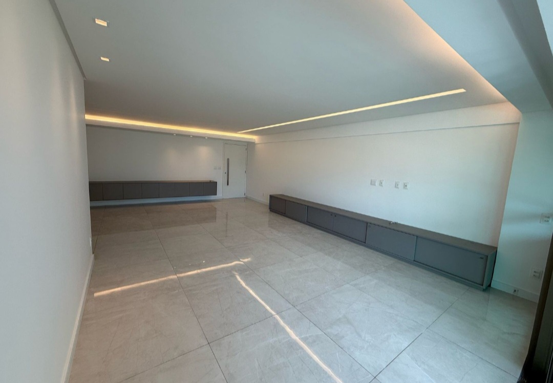 Foto do imóvel: Apartamento com 4 Quartos à Venda ou Locação, 175 m² em Boa Viagem - Recife