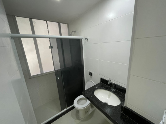 Imagem Apartamento com 2 Quartos à Venda,  em Copacabana - Rio de Janeiro