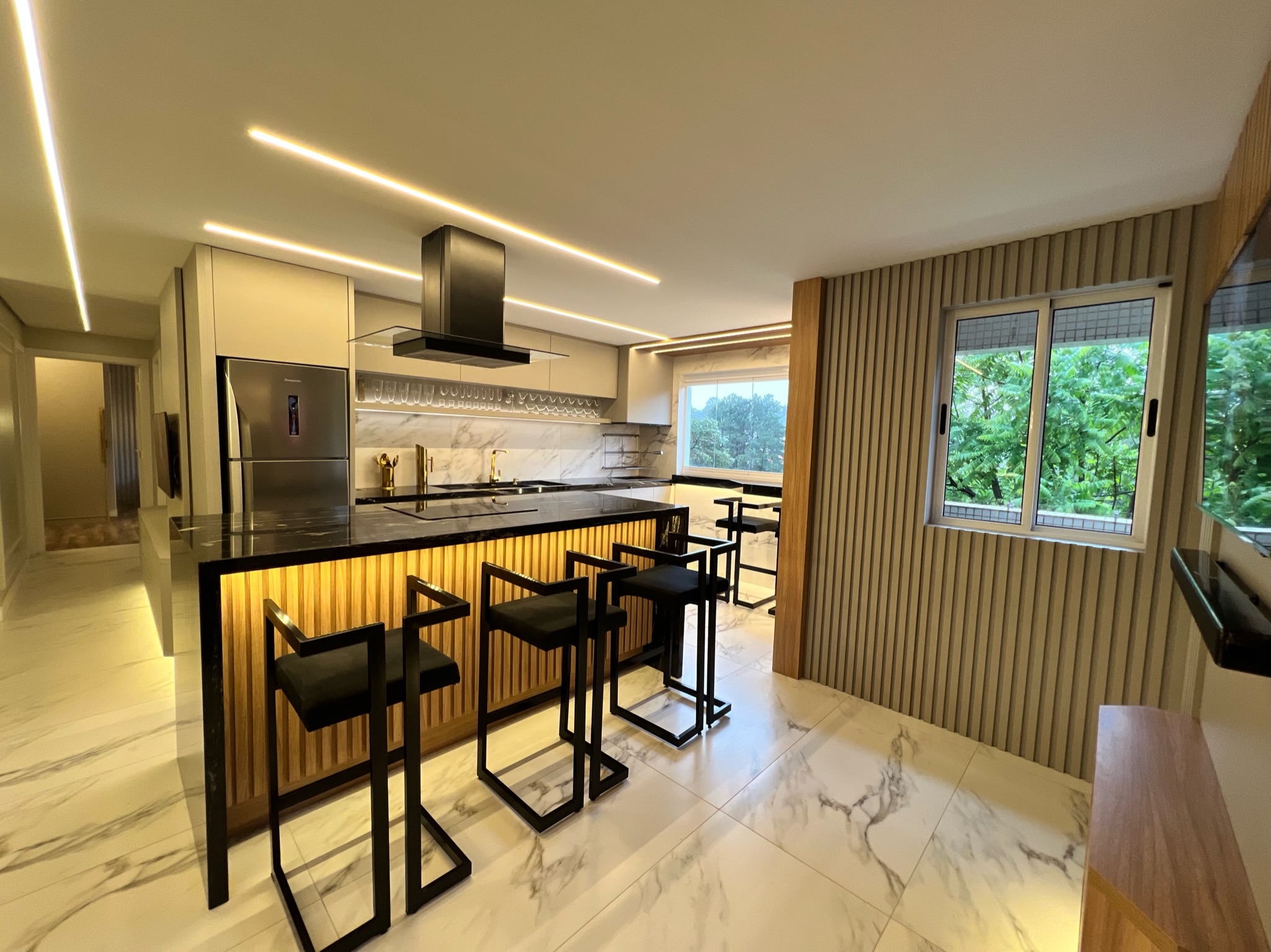 Imagem Apartamento com 3 Quartos à Venda, 114 m²em Cascatinha - Curitiba
