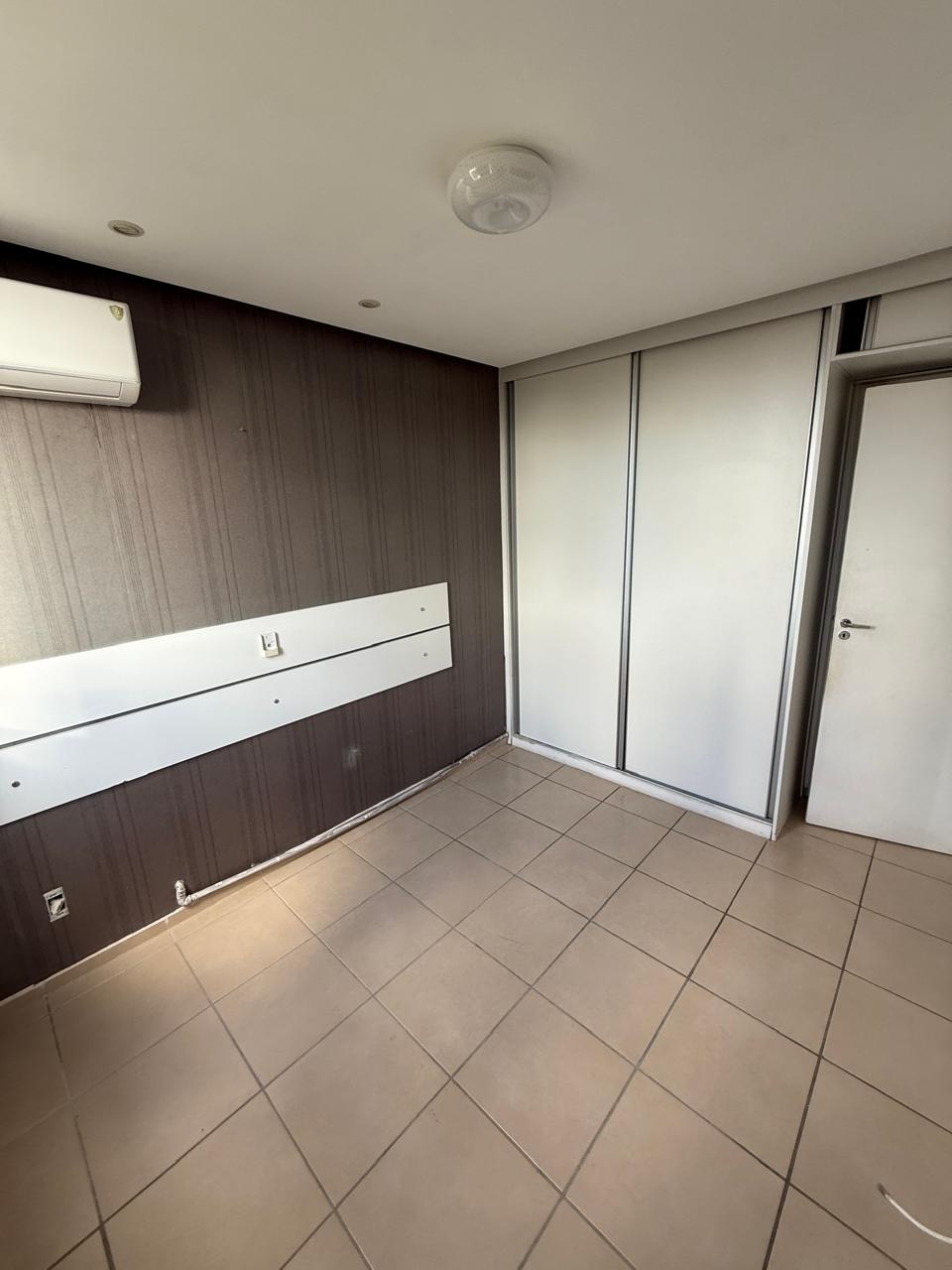 Imagem Apartamento com 2 Quartos à Venda, 65 m² em Centro - Lauro de Freitas