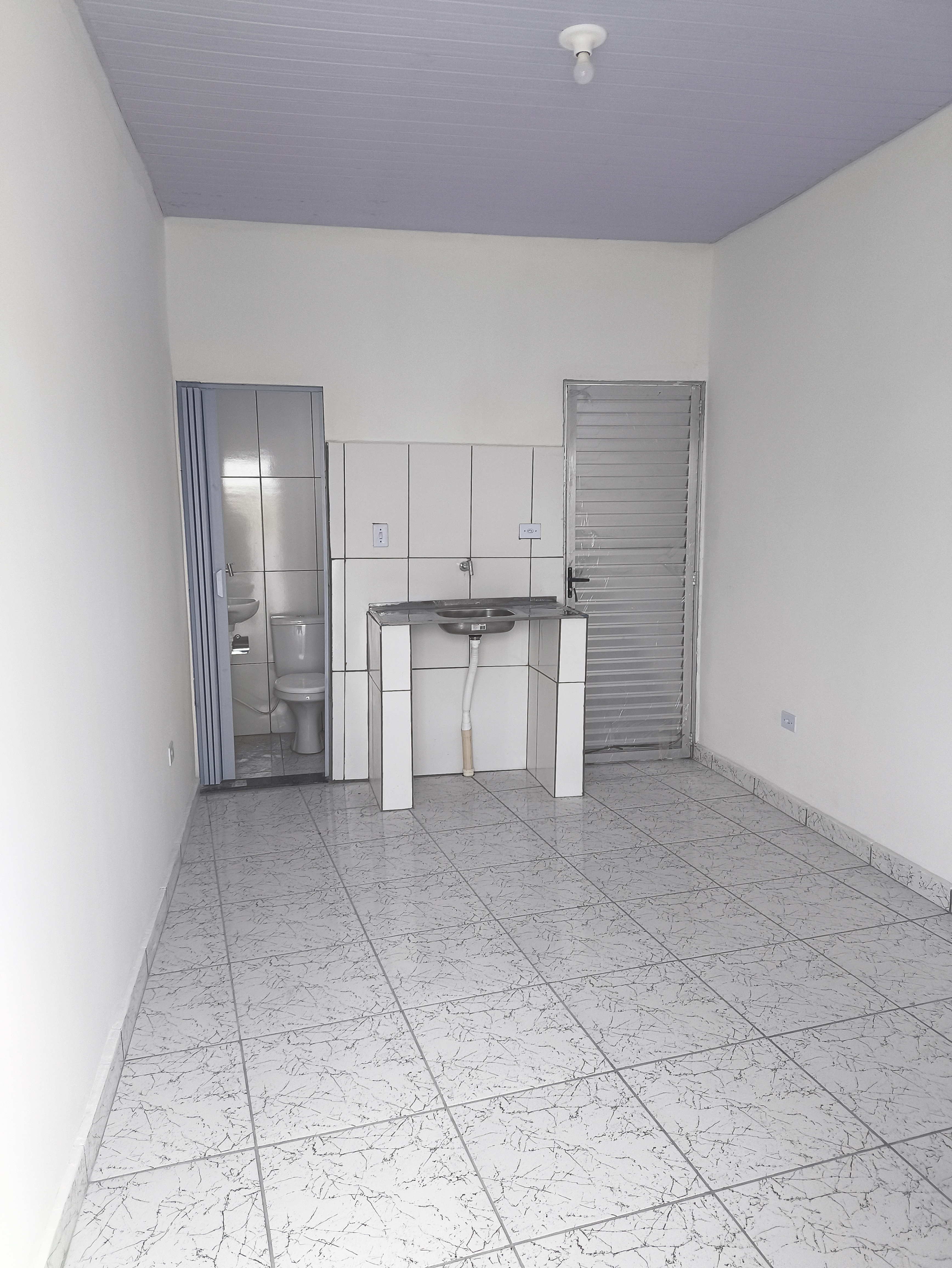 Kitnet com 1 Quarto para Alugar, 25 m²em Limão - Sao Paulo