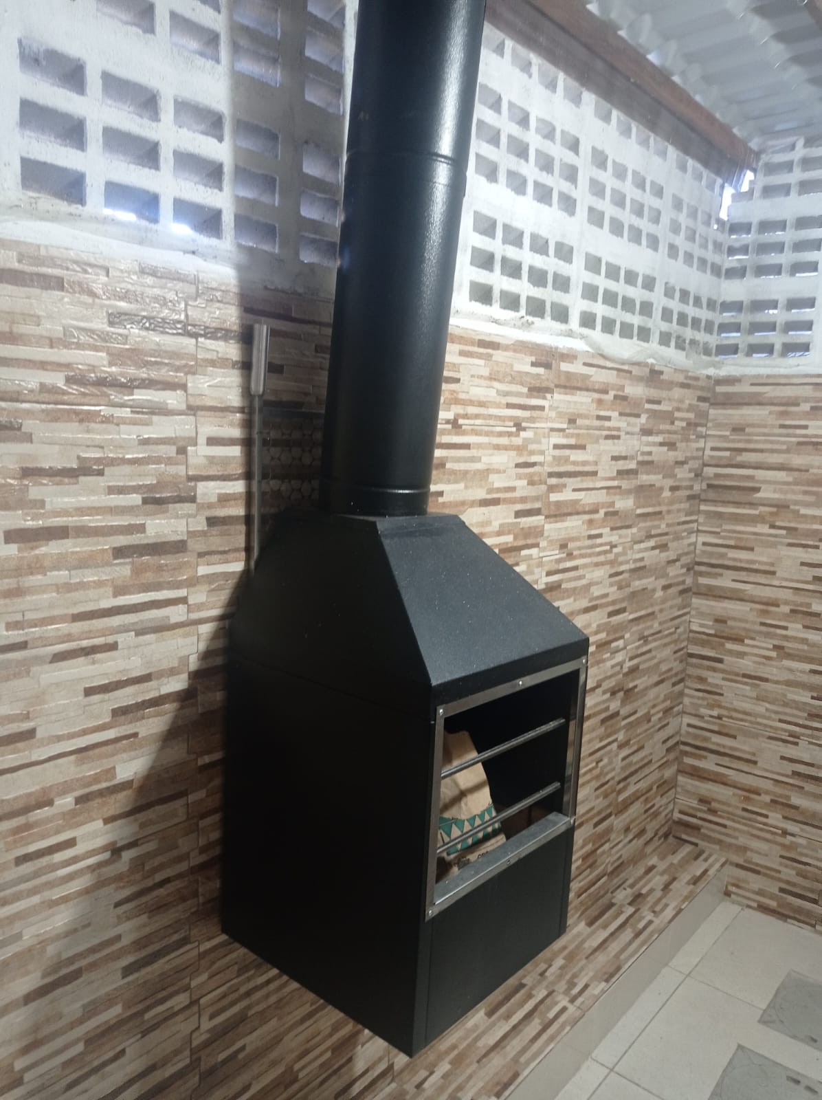 Imagem Casa com 2 Quartos para Alugar, em Vila de Abrantes (Abrantes) - Camaçari