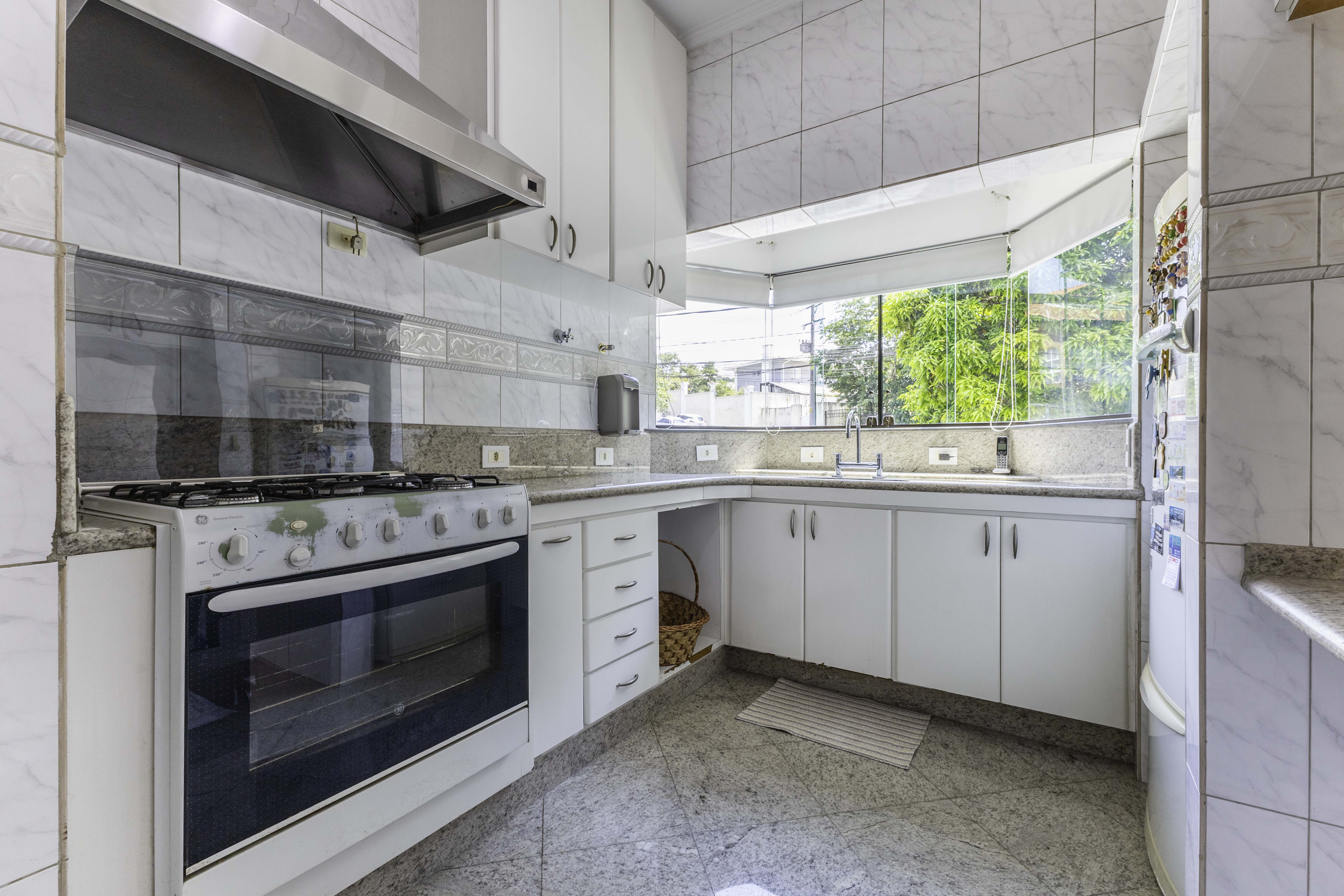 Imagem Casa com 4 Quartos à Venda ou Locação, 550 m² em Parque dos Príncipes - São Paulo