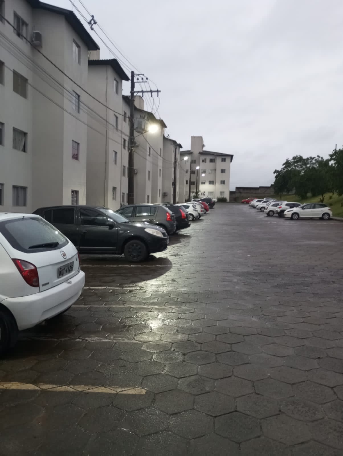 Imagem Apartamento com 2 Quartos à Venda, 48 m² em Mina União - Criciúma
