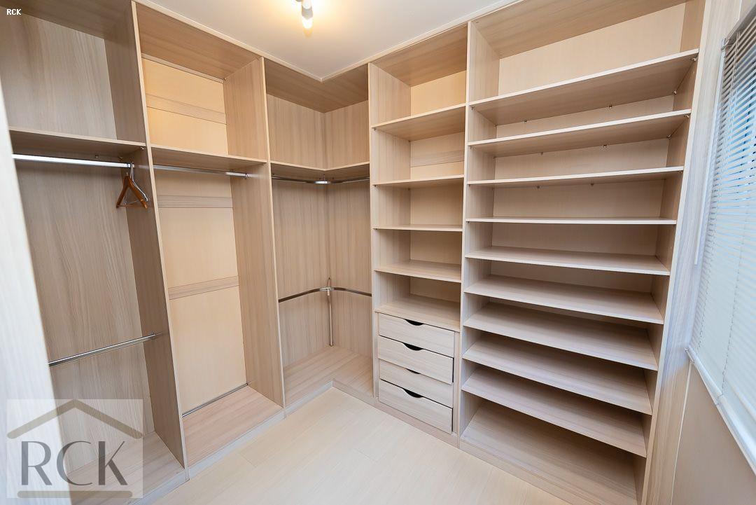 Imagem Sobrado com 3 Quartos à Venda, 162 m²em Uberaba - Curitiba