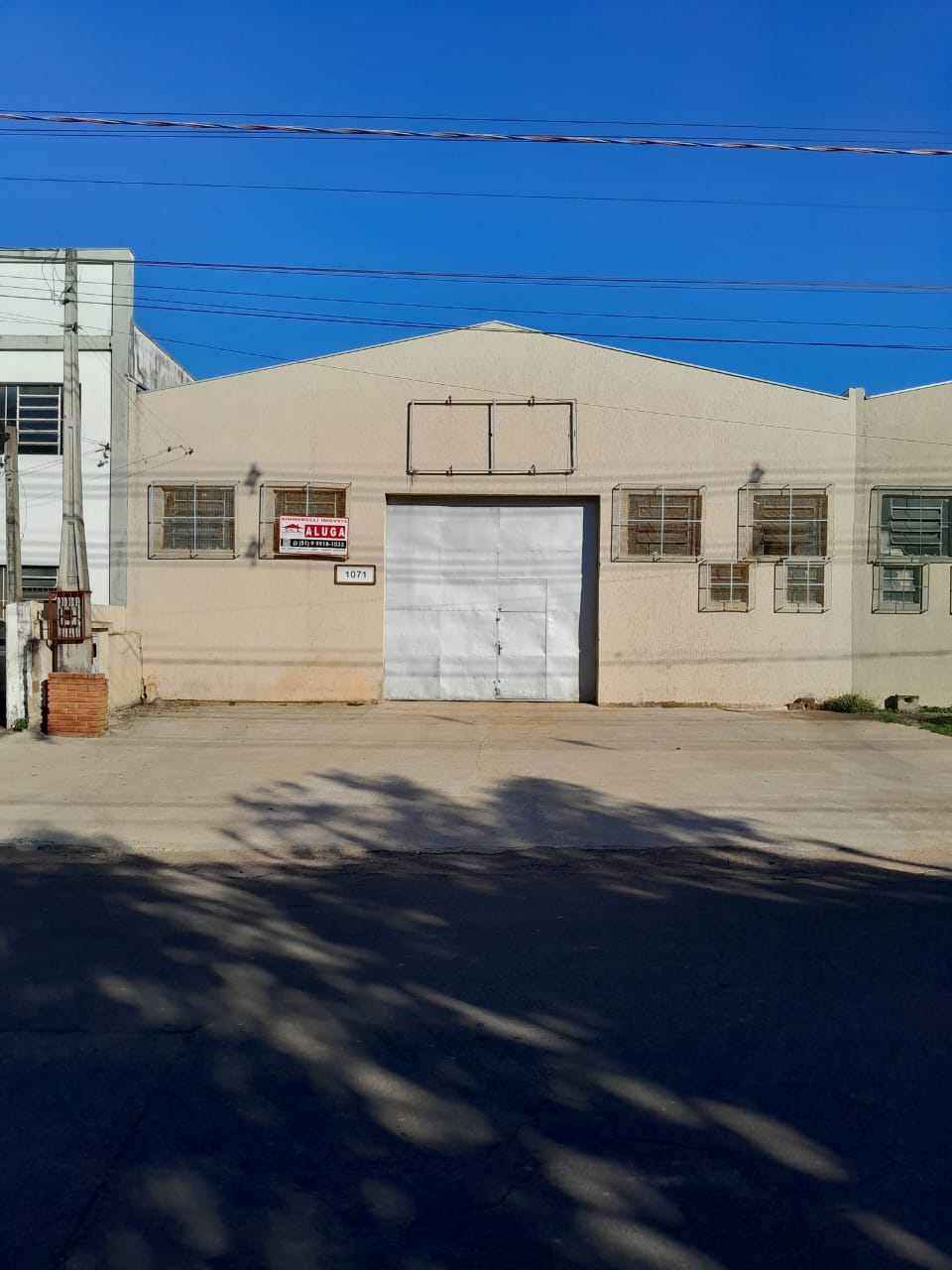 Foto do imóvel: Galpão para Alugar, 220 m² em Passo das Pedras - Gravataí