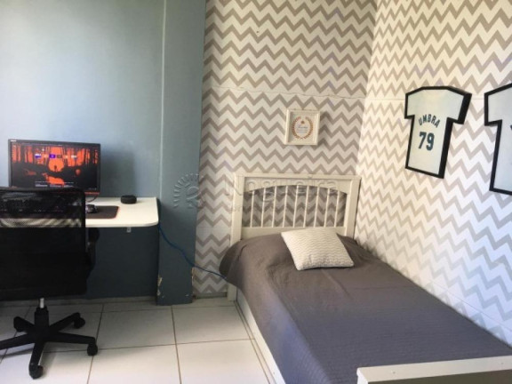 Imagem Apartamento com 3 Quartos à Venda, 83 m² em Encruzilhada - Recife