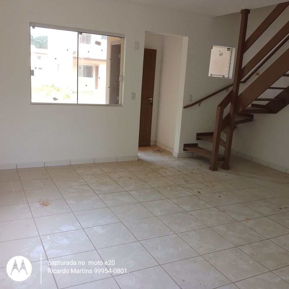 Imagem Casa com 2 Quartos à Venda, 60 m² em Demboski - Criciúma
