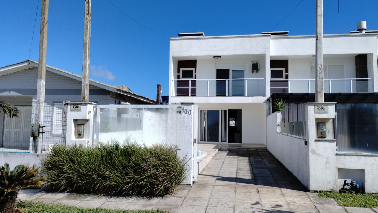 Sobrado com 3 Quartos à Venda, 126 m² em Jardim do Éden - Tramandaí