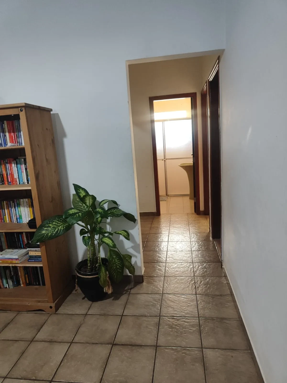Imagem Casa com 4 Quartos à Venda, 250 m² em Jardim Itália - Cuiabá