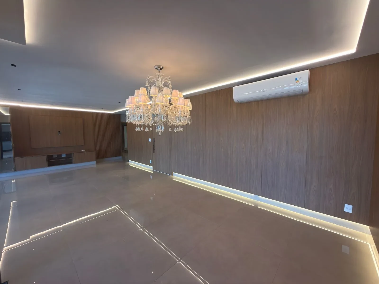 Imagem Apartamento com 4 Quartos para Alugar, 257 m² em Jardim Sumaré - Araçatuba