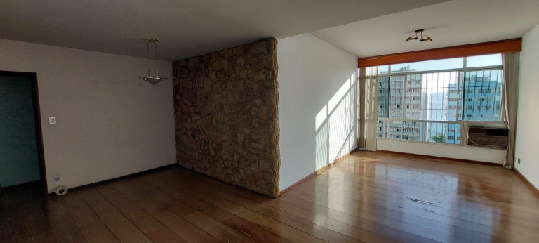 Imagem Apartamento com 3 Quartos à Venda, 160 m² em Icaraí - Niterói