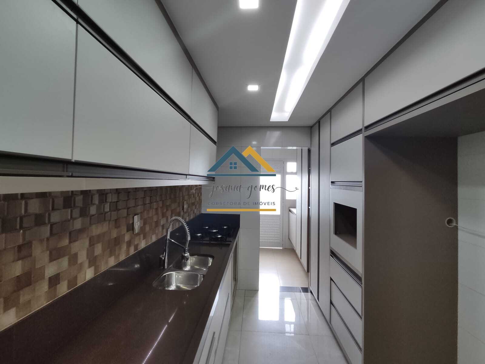 Imagem Apartamento com 3 Quartos à Venda, 136 m²em Canto do Forte - Praia Grande